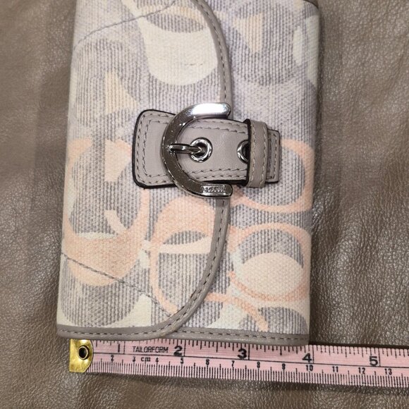 GUC Coach canvas and leather wallet - Picture 9 of 10